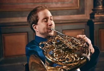 Felix Klieser – Hornist ohne Arme